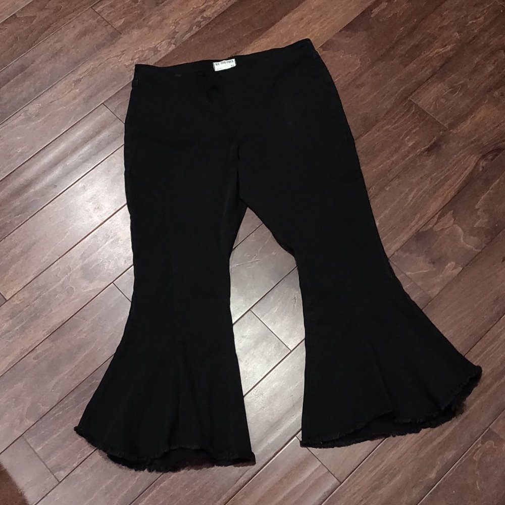 We The Free CRVY Black Raw Hem Bell Bottom Jeans SIZE 34